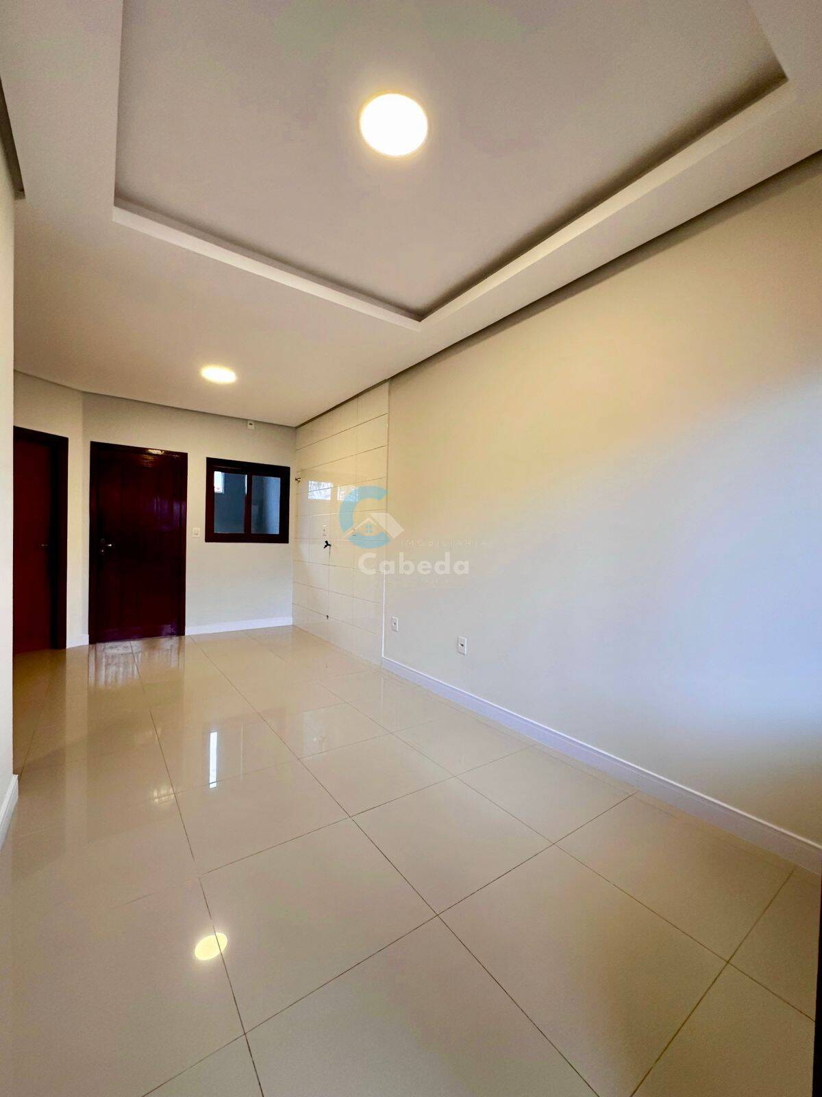 Casa à venda com 2 quartos, 55m² - Foto 5