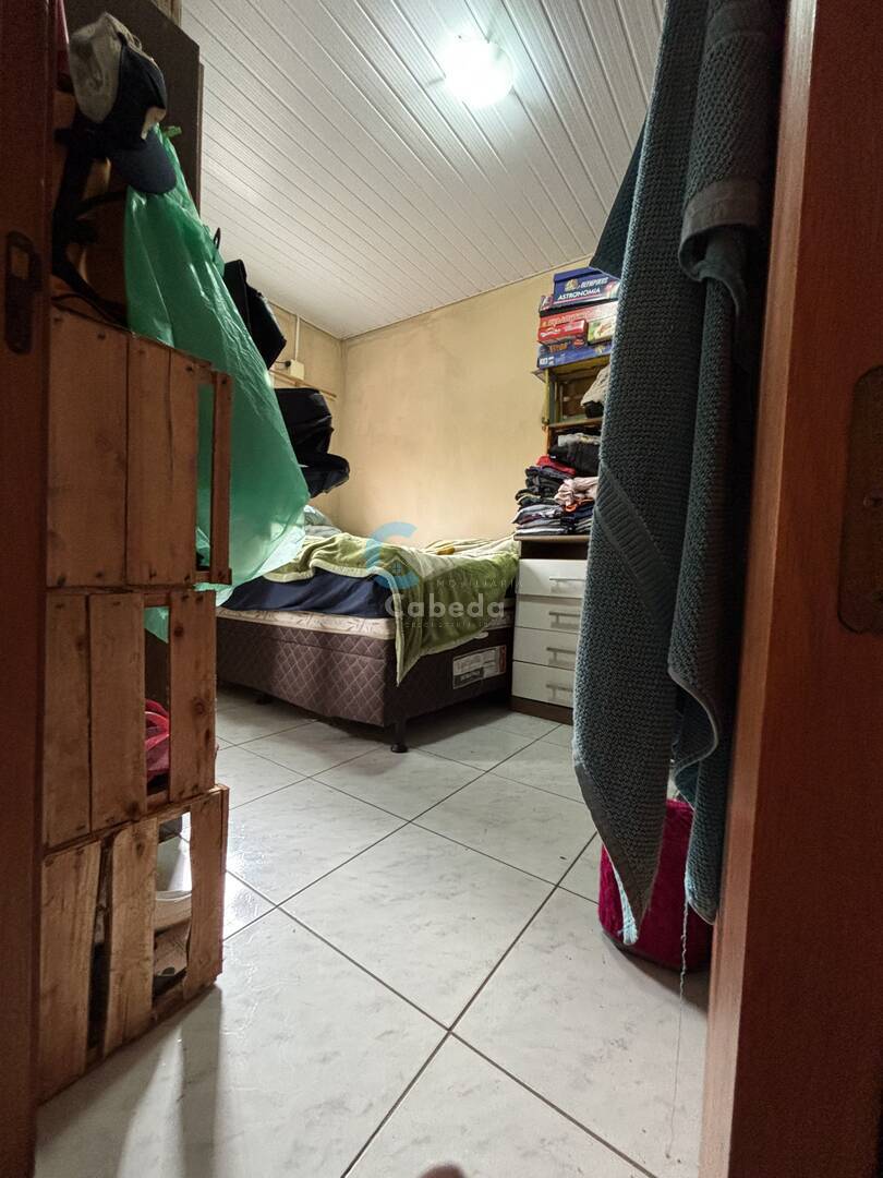 Casa à venda com 2 quartos, 30m² - Foto 3