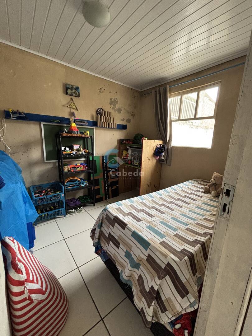Casa à venda com 2 quartos, 30m² - Foto 8
