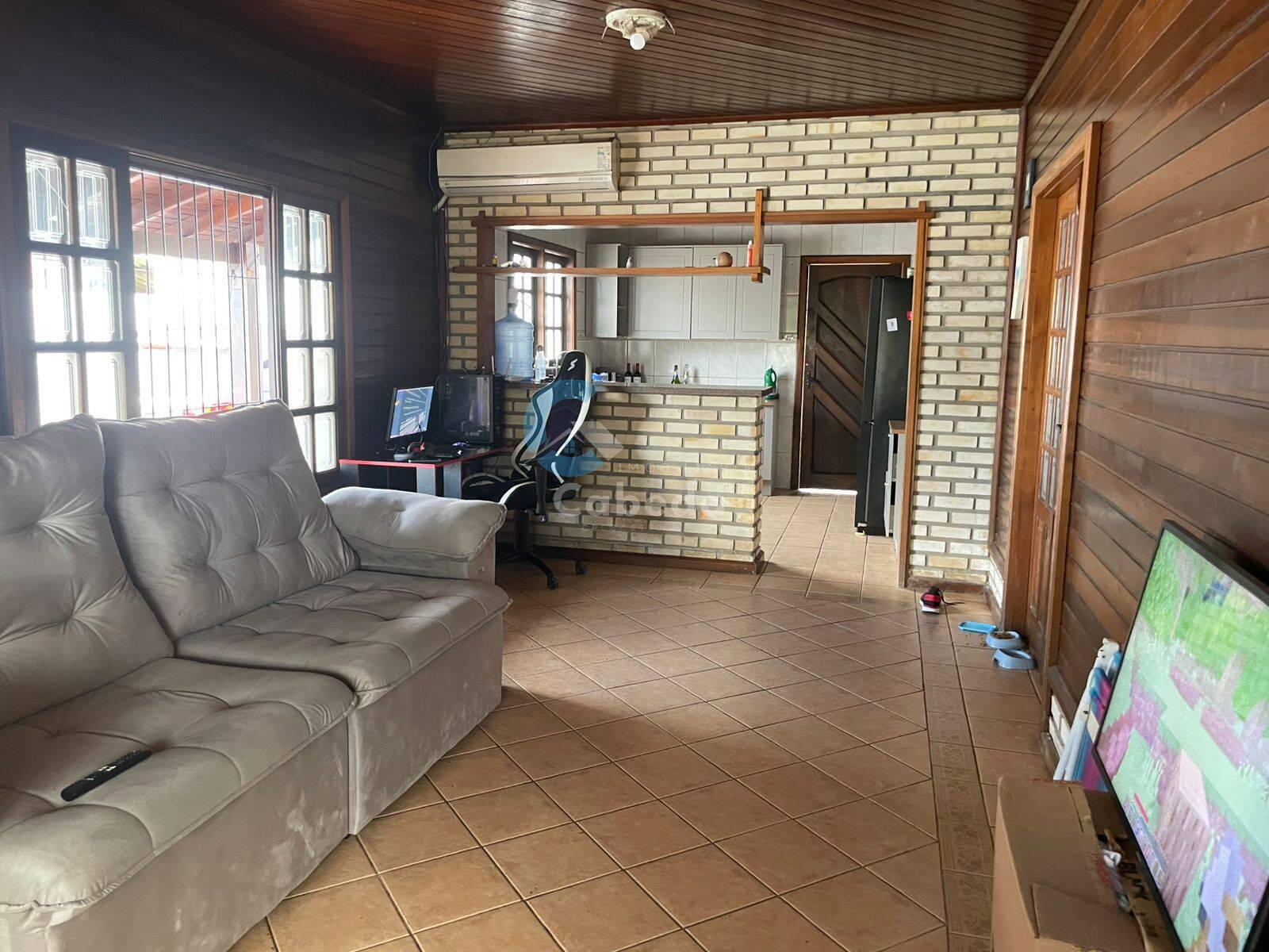 Casa à venda com 5 quartos, 325m² - Foto 4