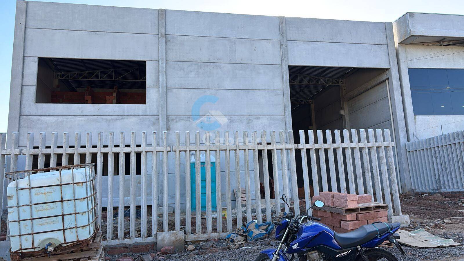 Depósito-Galpão-Armazém para alugar, 520m² - Foto 1