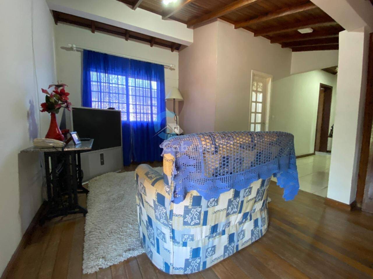 Sobrado à venda com 4 quartos, 200m² - Foto 4