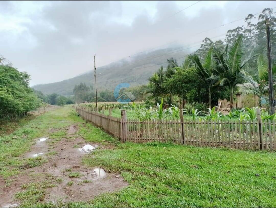 Chácara à venda com 3 quartos, 250m² - Foto 14