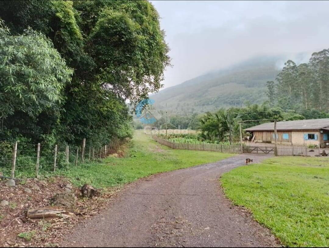 Chácara à venda com 3 quartos, 250m² - Foto 20