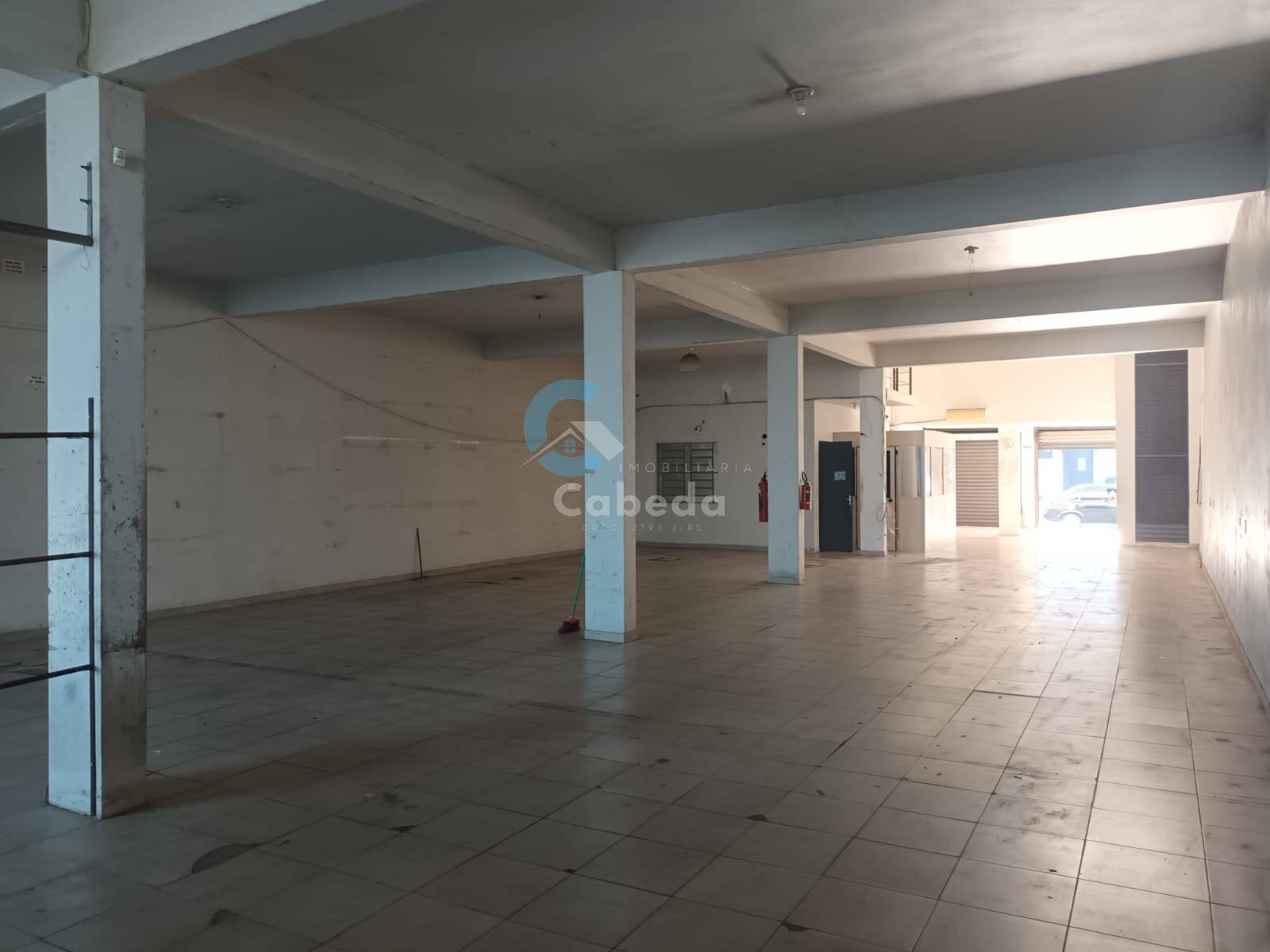 Conjunto Comercial-Sala para alugar, 330m² - Foto 1