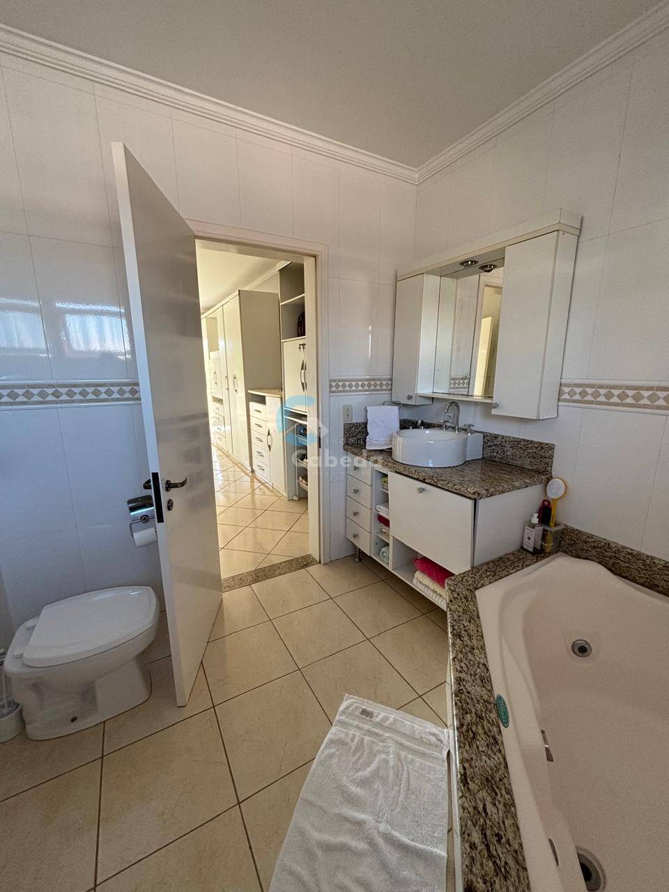 Casa, 4 quartos, 300 m² - Foto 9