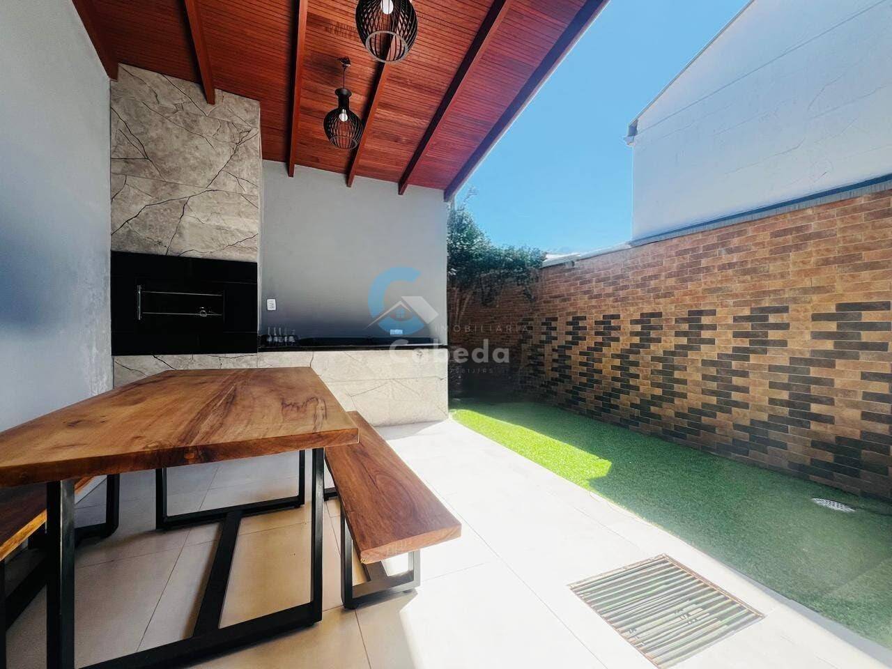 Casa, 2 quartos, 50 m² - Foto 1