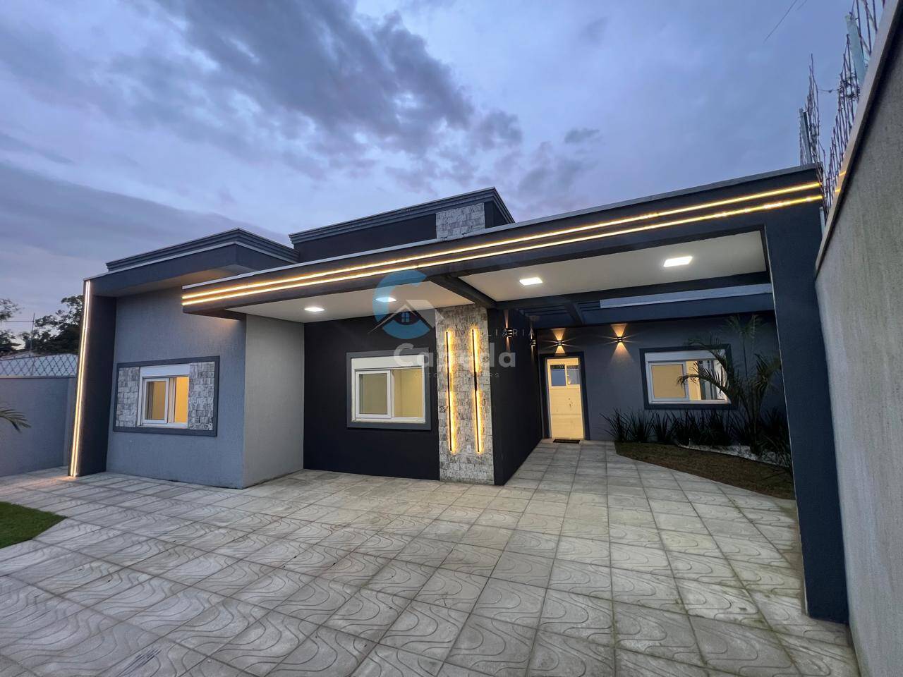 Casa, 3 quartos, 183 m² - Foto 2