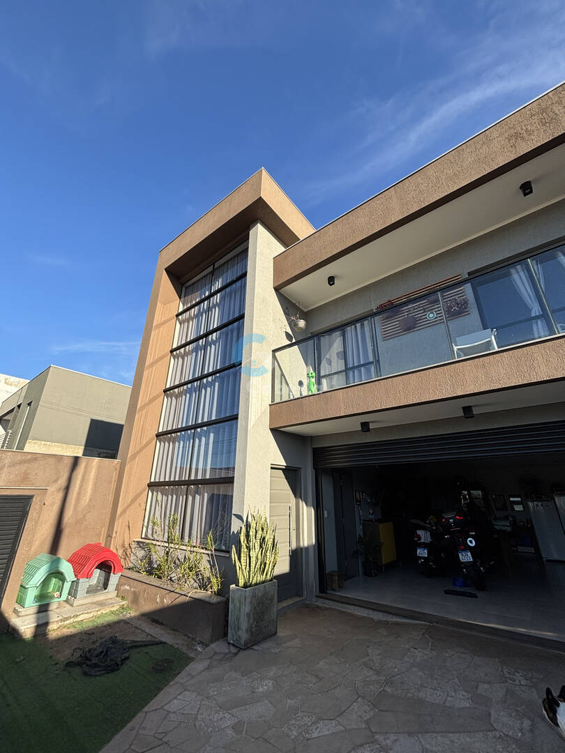 Sobrado, 3 quartos, 228 m² - Foto 4