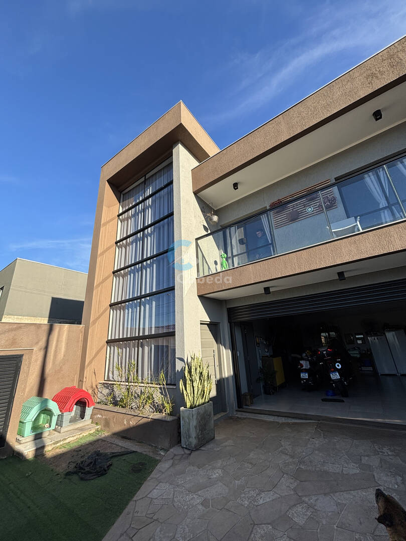 Sobrado, 3 quartos, 228 m² - Foto 3